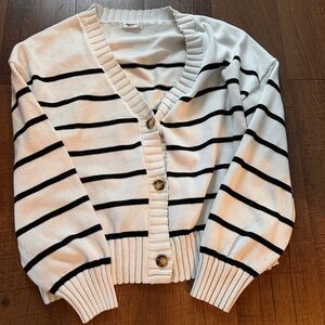 Zeagoo Black and White Striped Cardigan